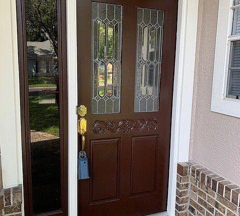 3rd image of 332 Oak Leaf Cir