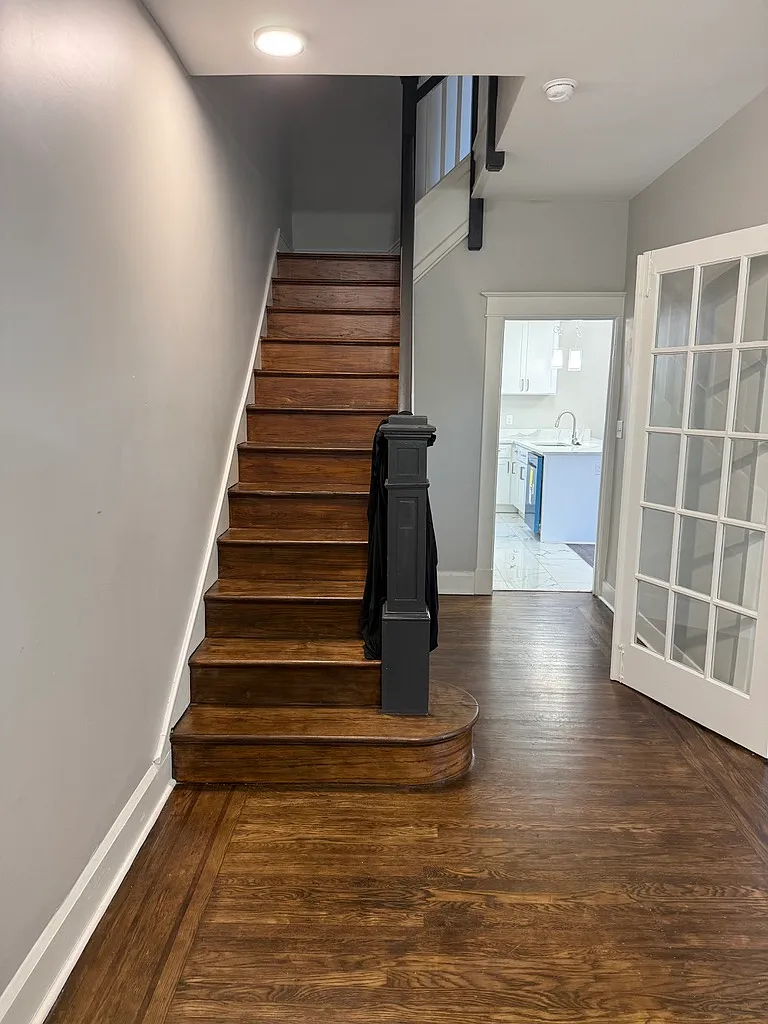3 bed, 1760 sqft, $2,295 — Photo 4