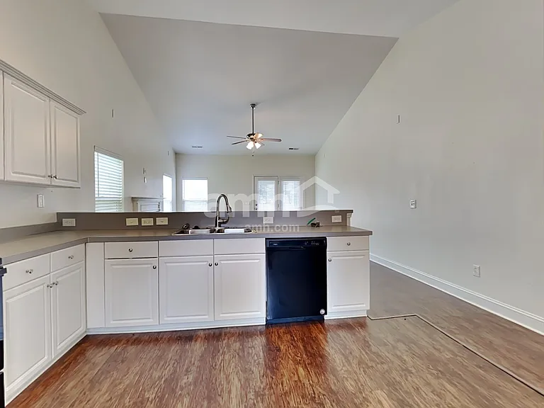 126 Spindle Way — Photo 4