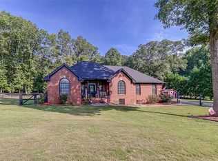 609 Huntington Trce, Winder, GA 30680