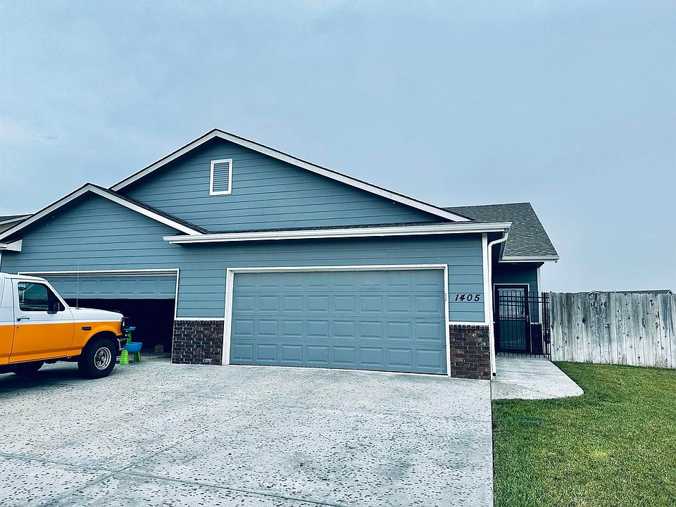 1st image of 1403-1405 N Azena St