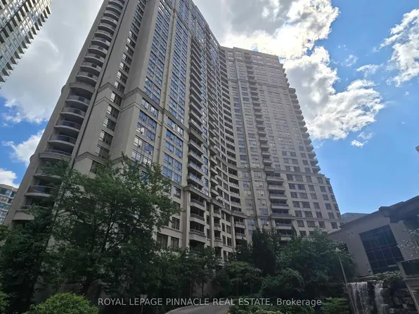 3880 Duke Of York Blvd #2801, Mississauga, ON L5B 4M7