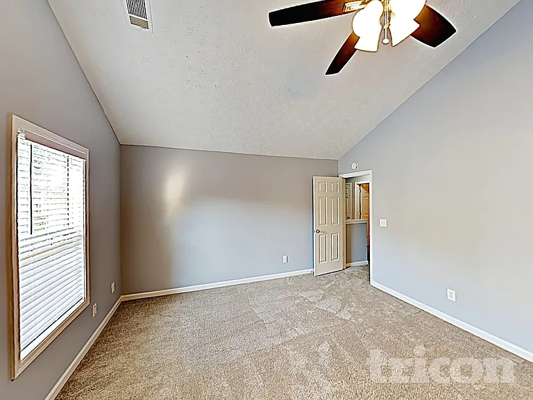2395 Sailor Ln — Photo 7