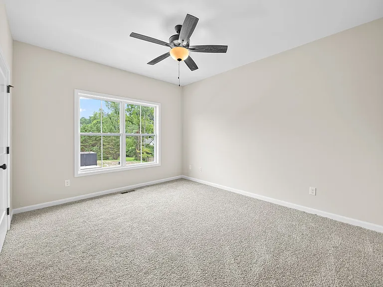 962 Horizon Ct — Photo 15