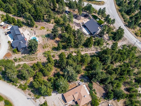 5th image of 10345 Columbia Way