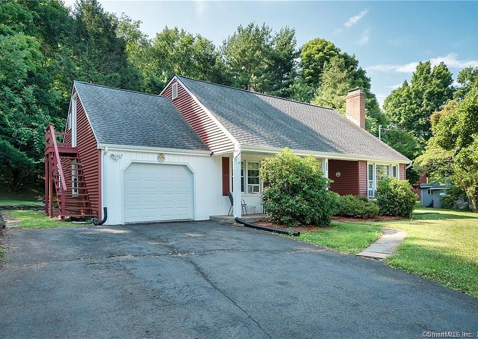 1st image of 944 New Britain Avenue