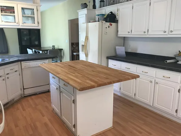 3287 Country Club Dr, Cameron Park, CA 95682