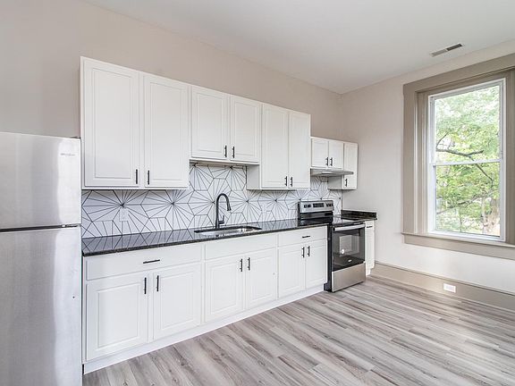5th image of 600 Hawthorne Ave #2R