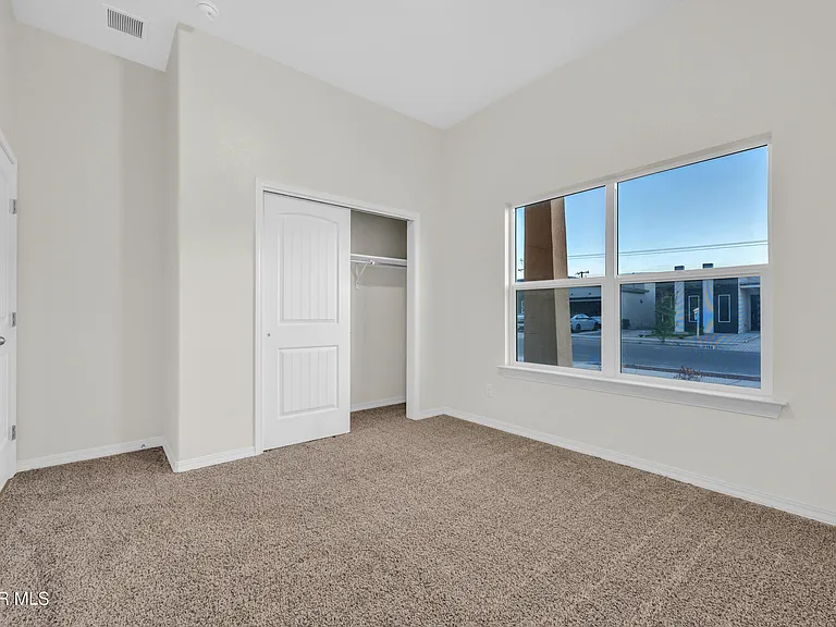 13257 Coldham St — Photo 15
