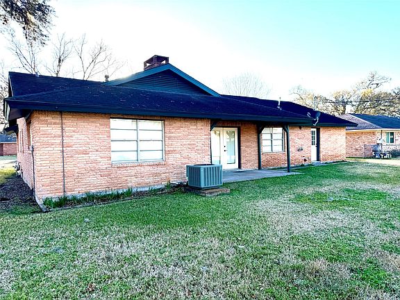 5th image of 1206 Kent St