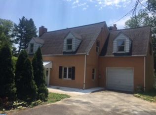 62 County Line Rd, Huntingdon Valley, PA 19006