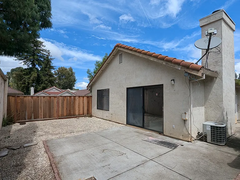 5300 Concerto Cir — Photo 16