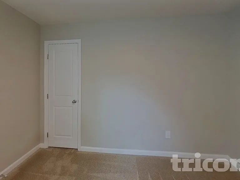 886 Purcell Dr — Photo 9