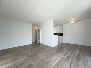 290 W 19th St #1892, Long Beach, CA 90806