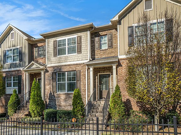 3rd image of 229 Aventine Ln #1