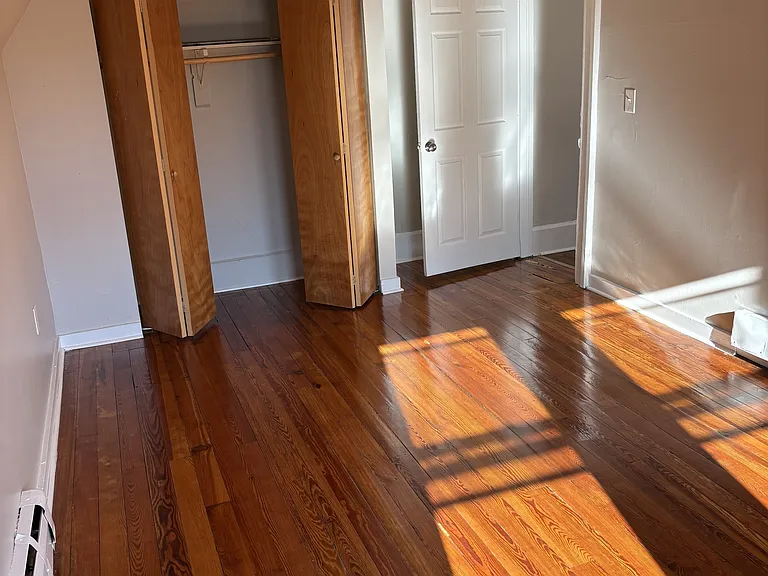 165 Grove St — Photo 9