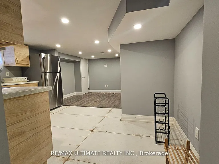 494 Lauder Ave #BASEMENT — Photo 4