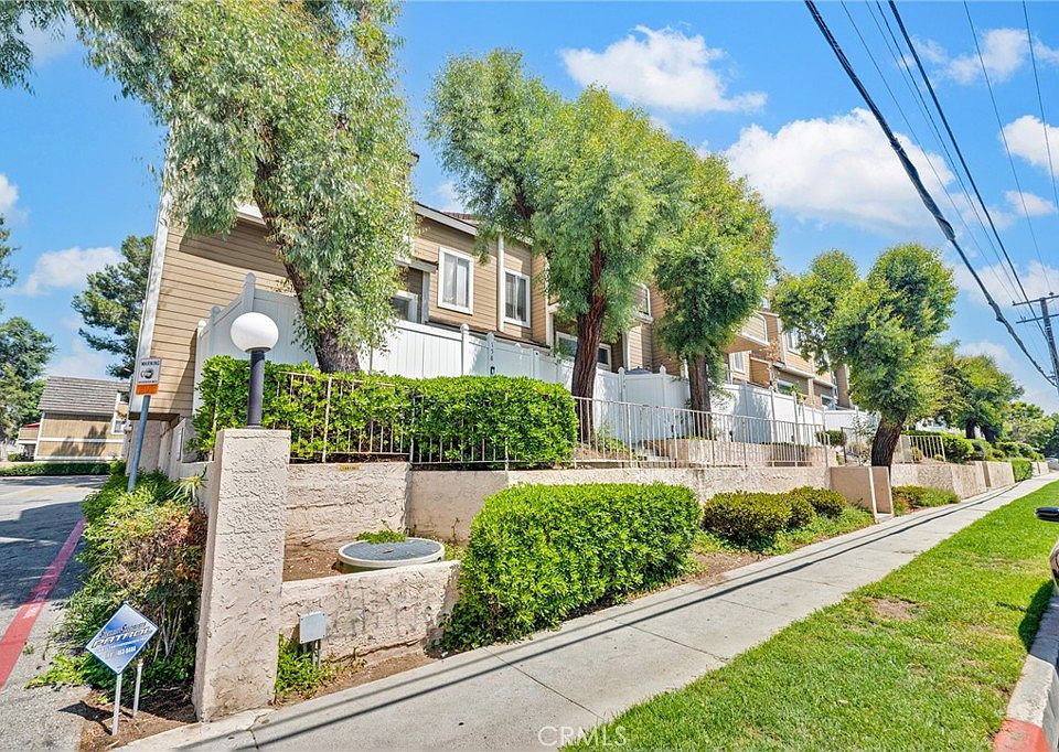 1st image of 1909 Glenoaks Blvd Unit 160