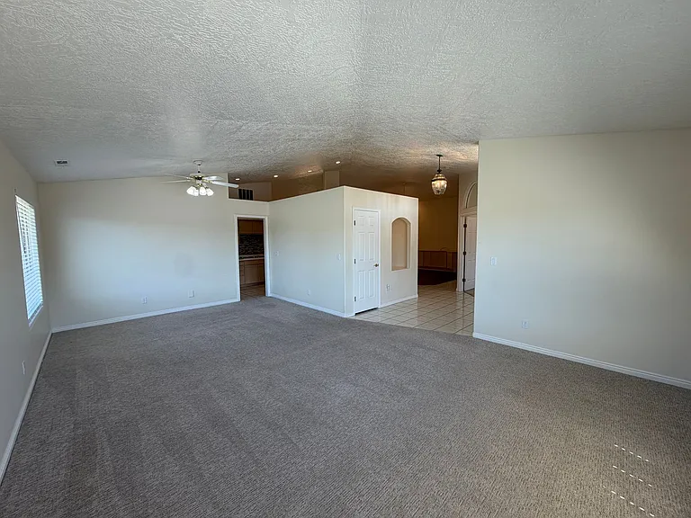 3182 S Bloomington Dr W — Photo 5