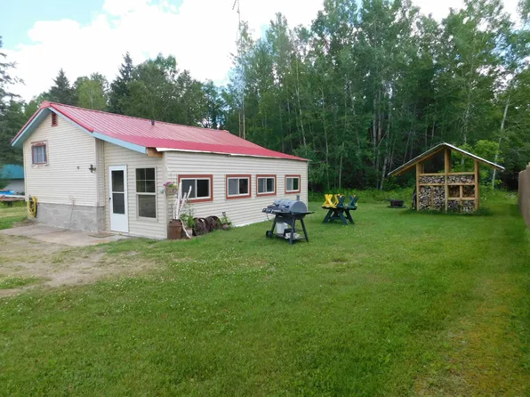 4793 Elm St, Laona, WI 54541