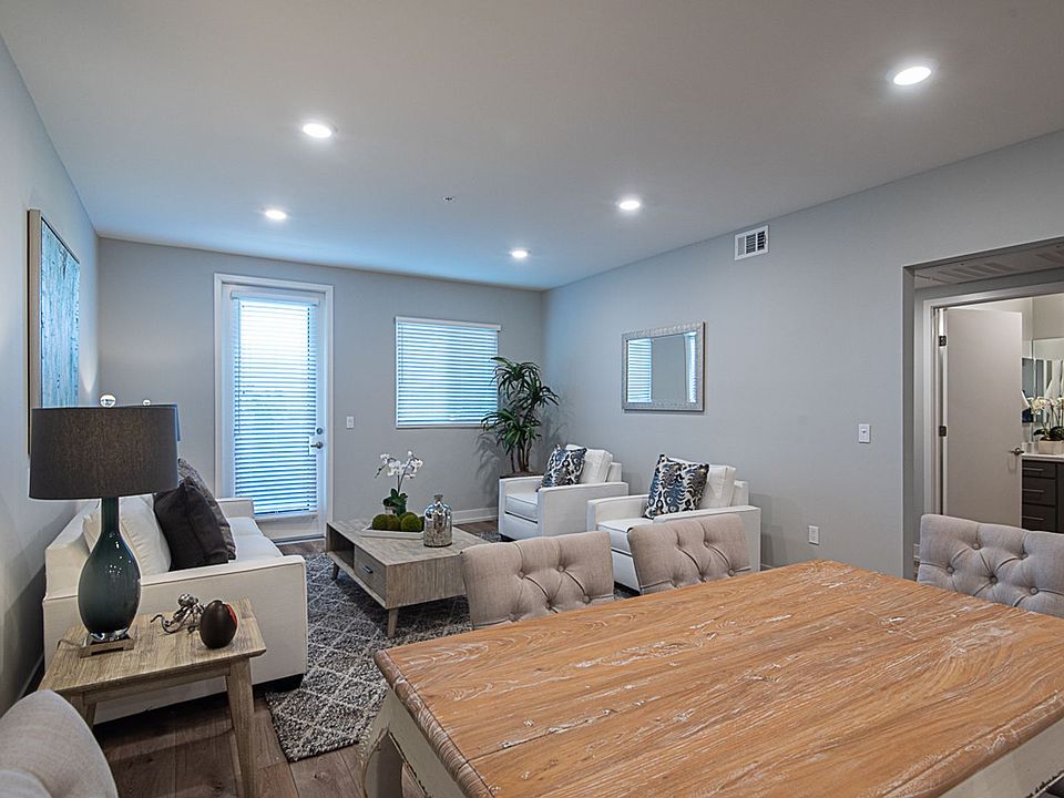 1st image of 18535 Burbank Blvd #304