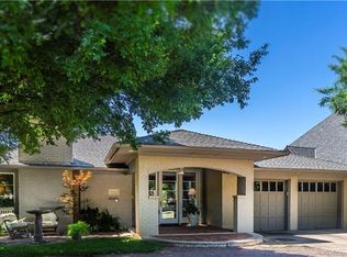 1806 Huntington Ave, Nichols Hills, OK 73116