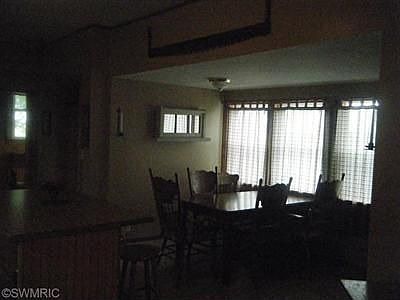 5th image of 733 Orton St