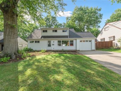 3073 Prior Dr, Cuyahoga Falls, OH, 44223