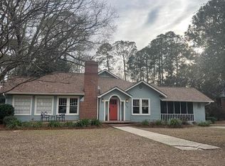 212 10th St W, Tifton, GA 31794