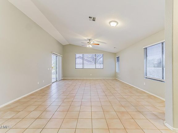 5th image of 1048 N ARROYA --