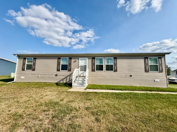 1050 Cambry Cir, Grass Lake, MI 49240