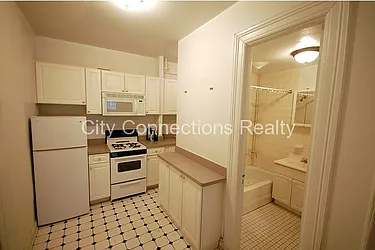 Rented by City Connections Realty