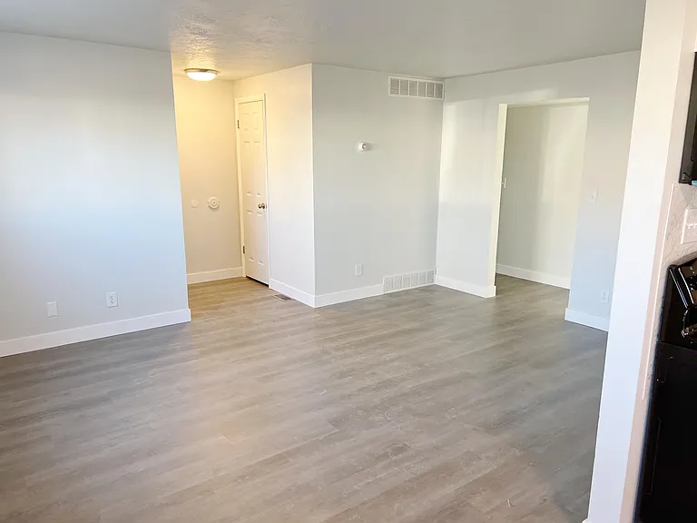 1730 N 1450 W #4 — Photo 7