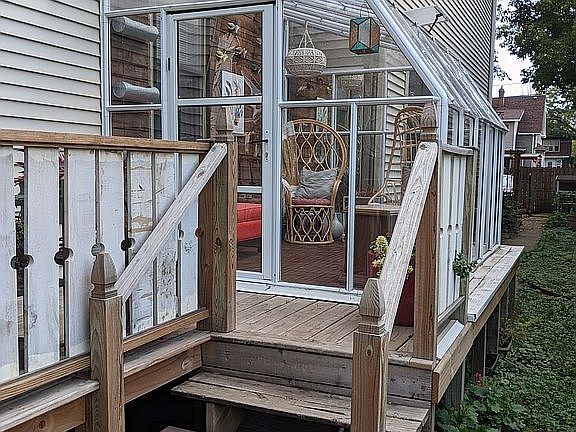 attached sunroom