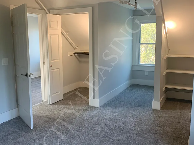 965 Monroe Ave #5 — Photo 5