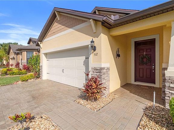 5th image of 512 Grande Dr