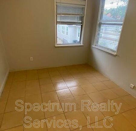 5th image of 1701 Flagler Ave