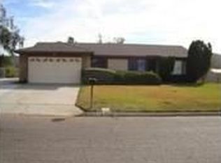 8271 Saddle Creek Dr, Riverside, CA 92509