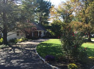 8 Yorke Rd, Morristown, NJ 07960