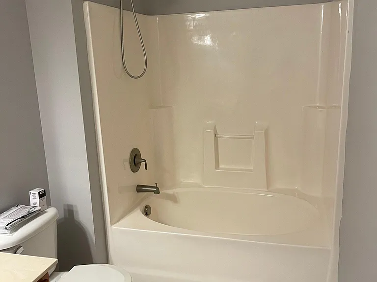 3rd floor master bathroom