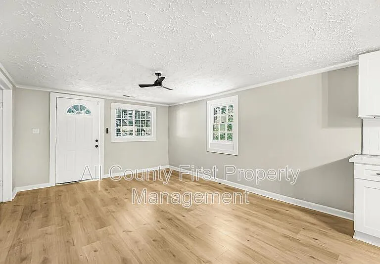 2845 3rd Ave SW #2845-1 — Photo 8