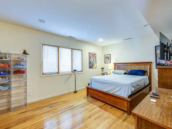 160-32 11th Avenue image 21 of 40