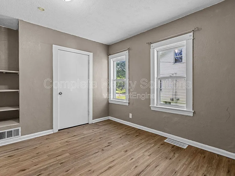 2724 Pasteur Ave — Photo 15