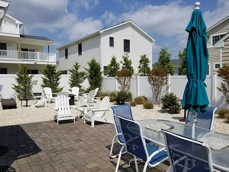 23 Dover Ave #1 — Photo 10