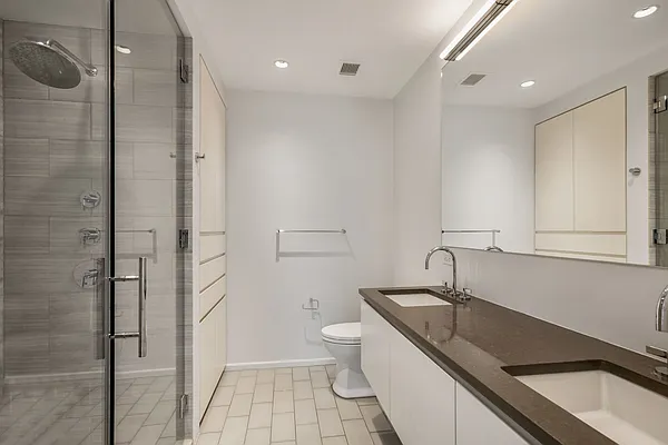 Rented by Compass | media 60