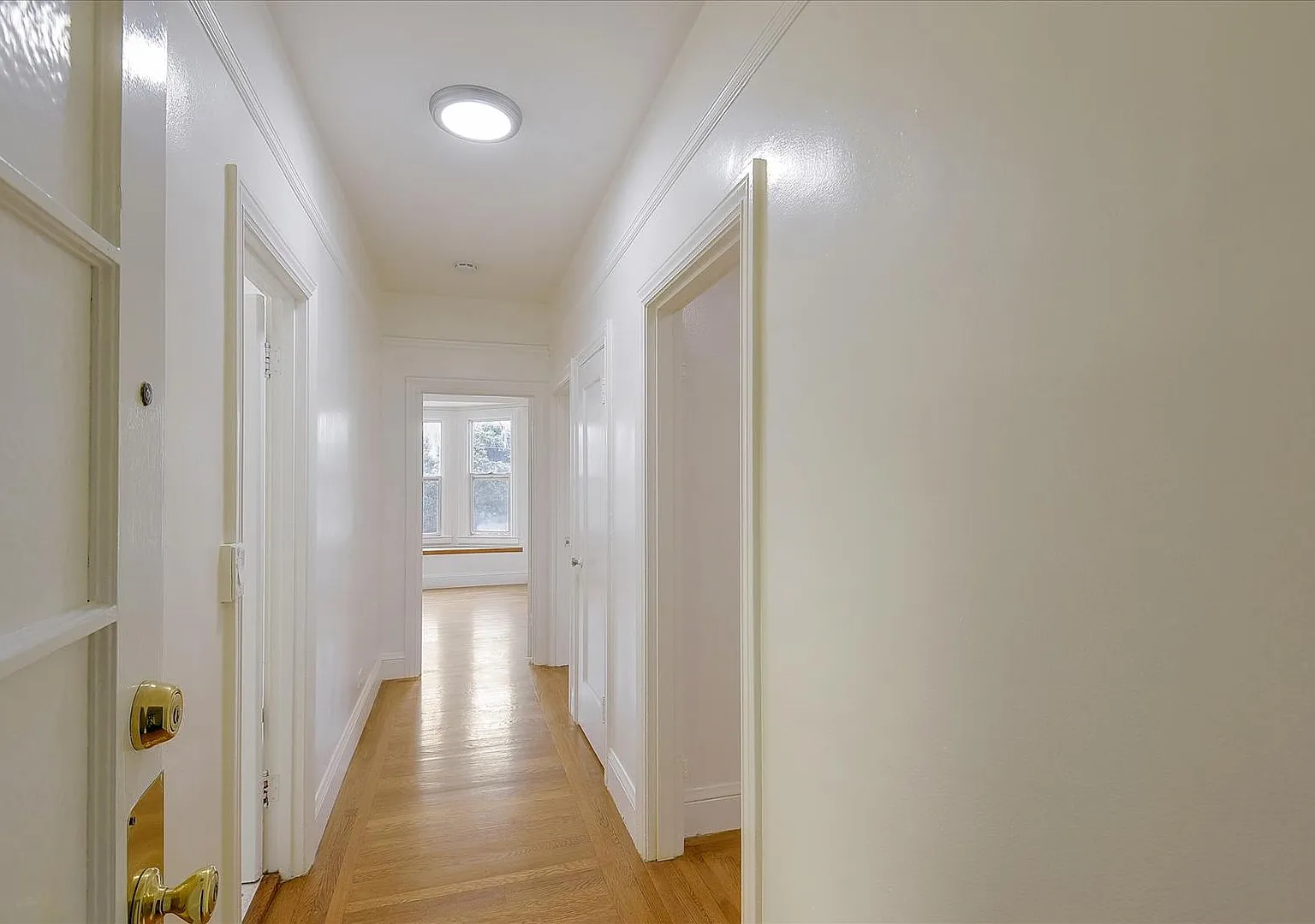 334 Noe Street (929r) — Photo 2