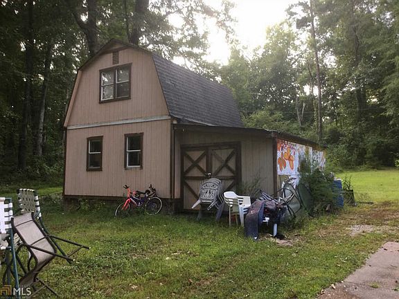 5th image of 5085 Gwendoline Dr