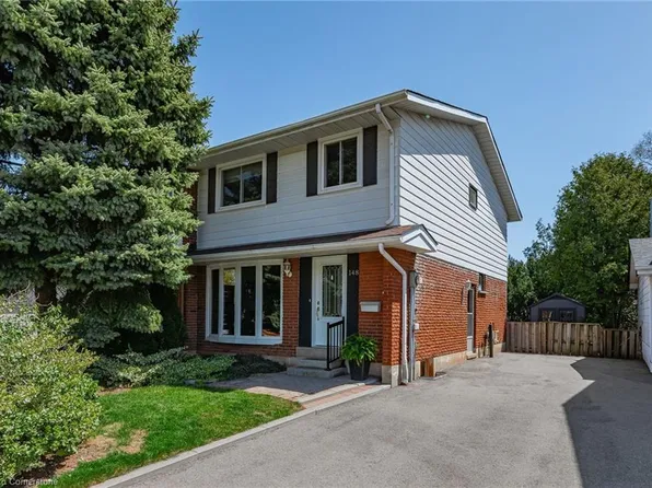 148 McCraney St W, Oakville, ON L6H 1H6