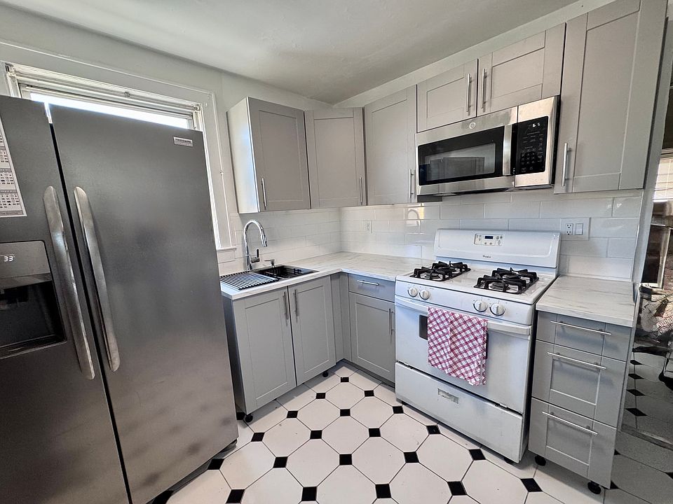 Brand new Kitchen Cabinets