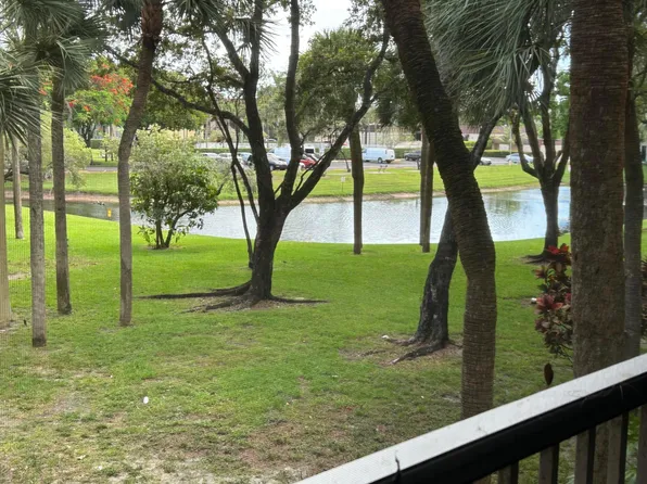 3301 NW 47th Terrace #210, Lauderdale Lakes, FL 33319